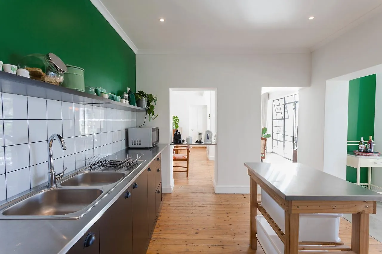 9 Tuinhuis Apartment Cape Town